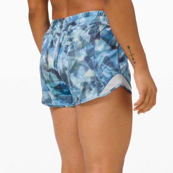 Lululemon Hotty Hot Short II *Long 4" City Shadow Alpine White Multi / Blue Glow - Picture 6 of 6